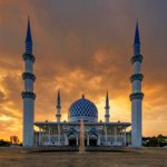 √ Masjid Sultan Salahuddin: Masjid Bersejarah Kesultanan Bima, Review & Info Lengkap