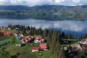 √ Danau Kembar: Surga Alam yang Menenangkan di Sumatera Barat, Review & Info Lengkap