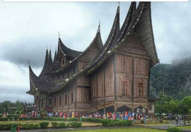 √ Museum Rumah Gadang: Wisata Budaya & Edukasi Minangkabau, Review & Info Lengkap