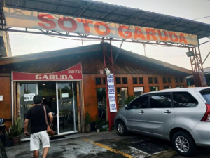 √ Soto Garuda | Soto Legendaris dengan Kuah Kaya Rempah, Review & Info Lengkap
