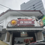 √ Rumah Makan Tabona: Kari Legendaris Medan dengan Kuah Pekat Berempah, Review & Info Lengkap