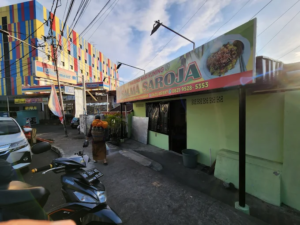 √ Warung Nasi Kuning Salma Saroja | Kuliner Tradisional Favorit Lampung, Review & Info Lengkap