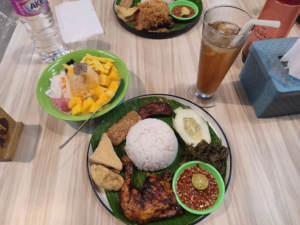 √ Nasi Tempong 88 Manado | Kuliner Pedas Autentik Sulawesi, Review & Info Lengkap