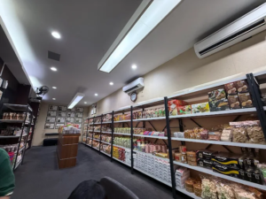 √ Lunpia Cik Me Me | Lumpia Legendaris Semarang dengan Cita Rasa Autentik, Review & Info Lengkap